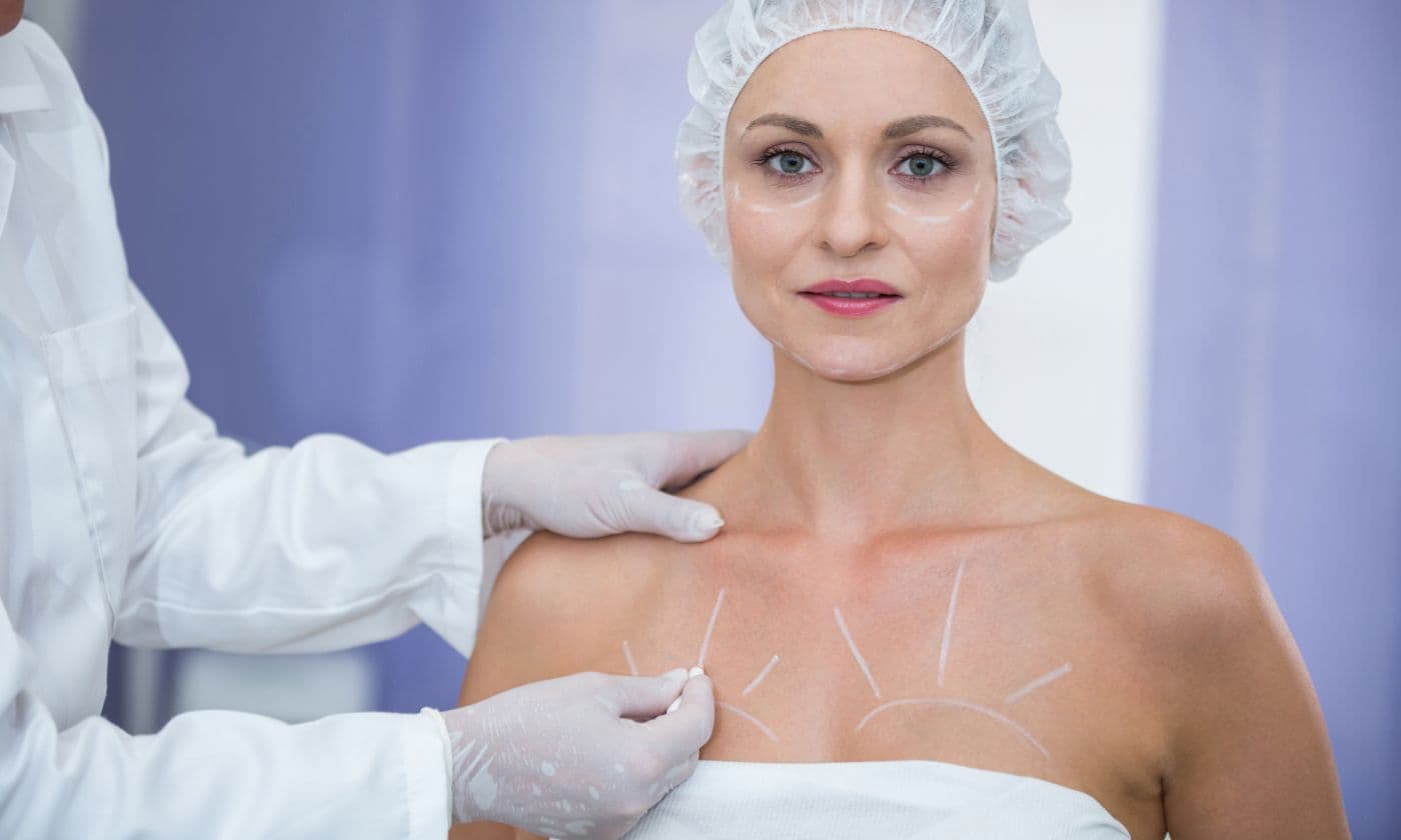 Who is a candidate for breast lift